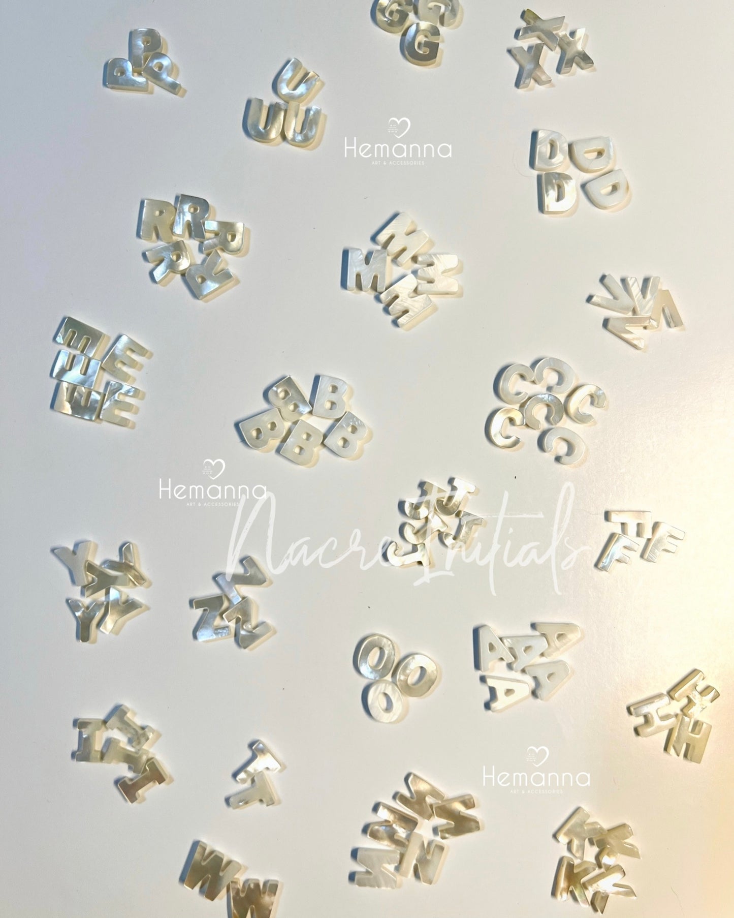 Nacre Initials Float - Chockers
