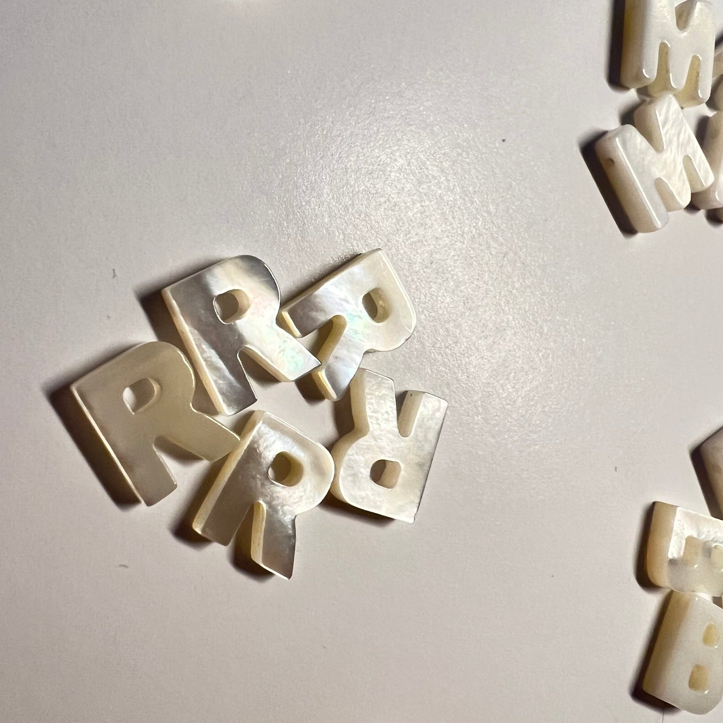 Nacre Initials Float - Chockers